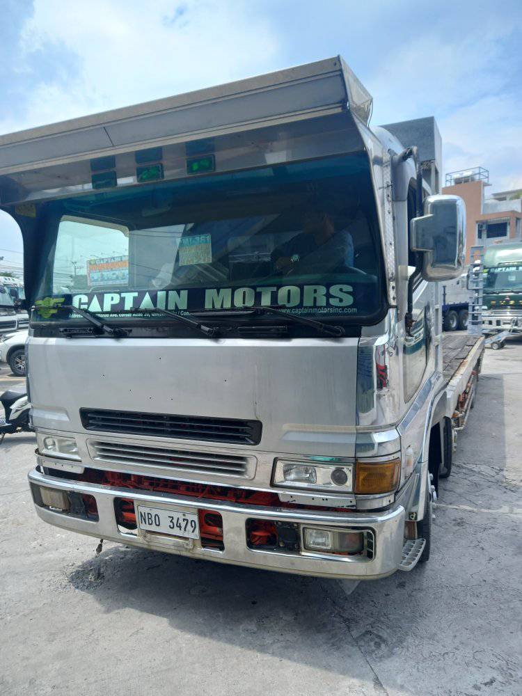 Fuso Super Great 32 ft. Self Loader SLT0823-0021-14