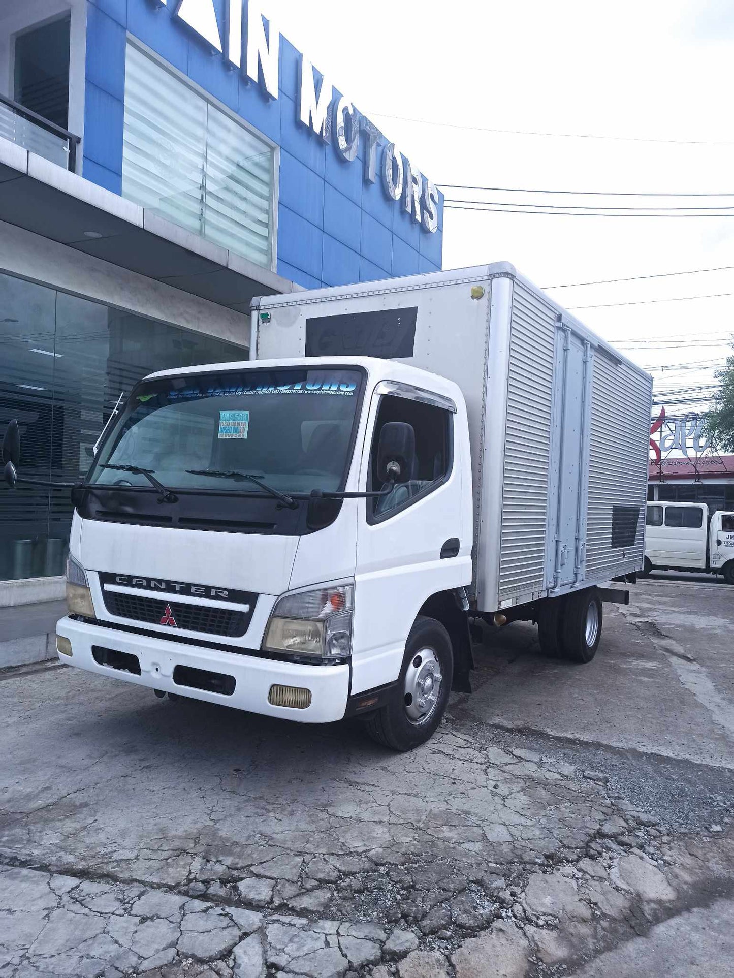 Fuso Canter Closed Van 6W CV0823-0015-14