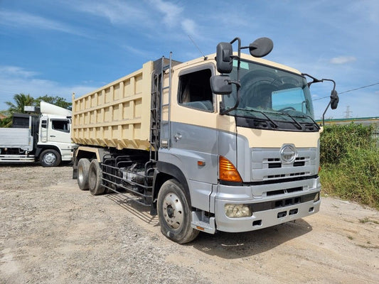 Hino P11C Dump Truck DT00723-0032-11