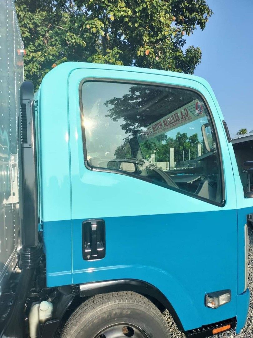 Isuzu Elf 14 Ft. Closed Van CV0723-0009-9