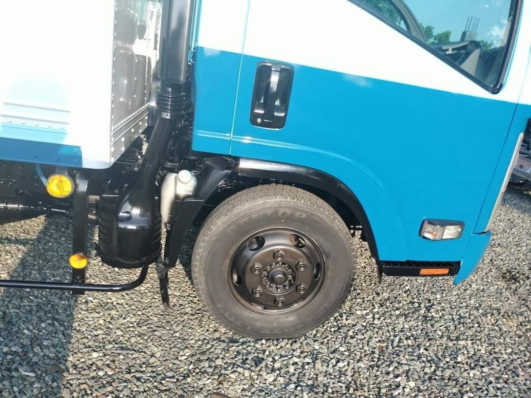 Isuzu Elf 14 Ft. Closed Van CV0723-0009-9