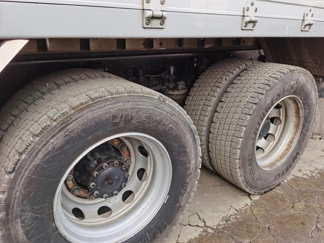 Isuzu Giga 10W Wing Van WV0823-0045-10