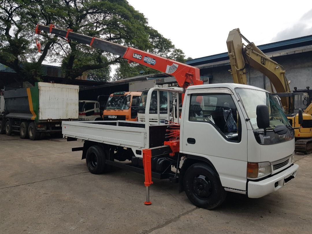 2006 Isuzu NPR Boom Crane 12 ft. ST0823-0026-3