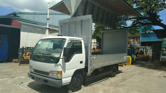 Isuzu Wing Van 15 ft. WV0823-0033-3