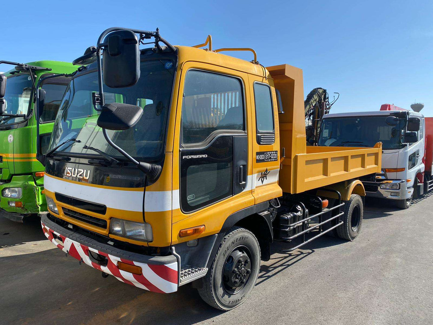 Isuzu Forward Dump Truck DT00723-0024-5