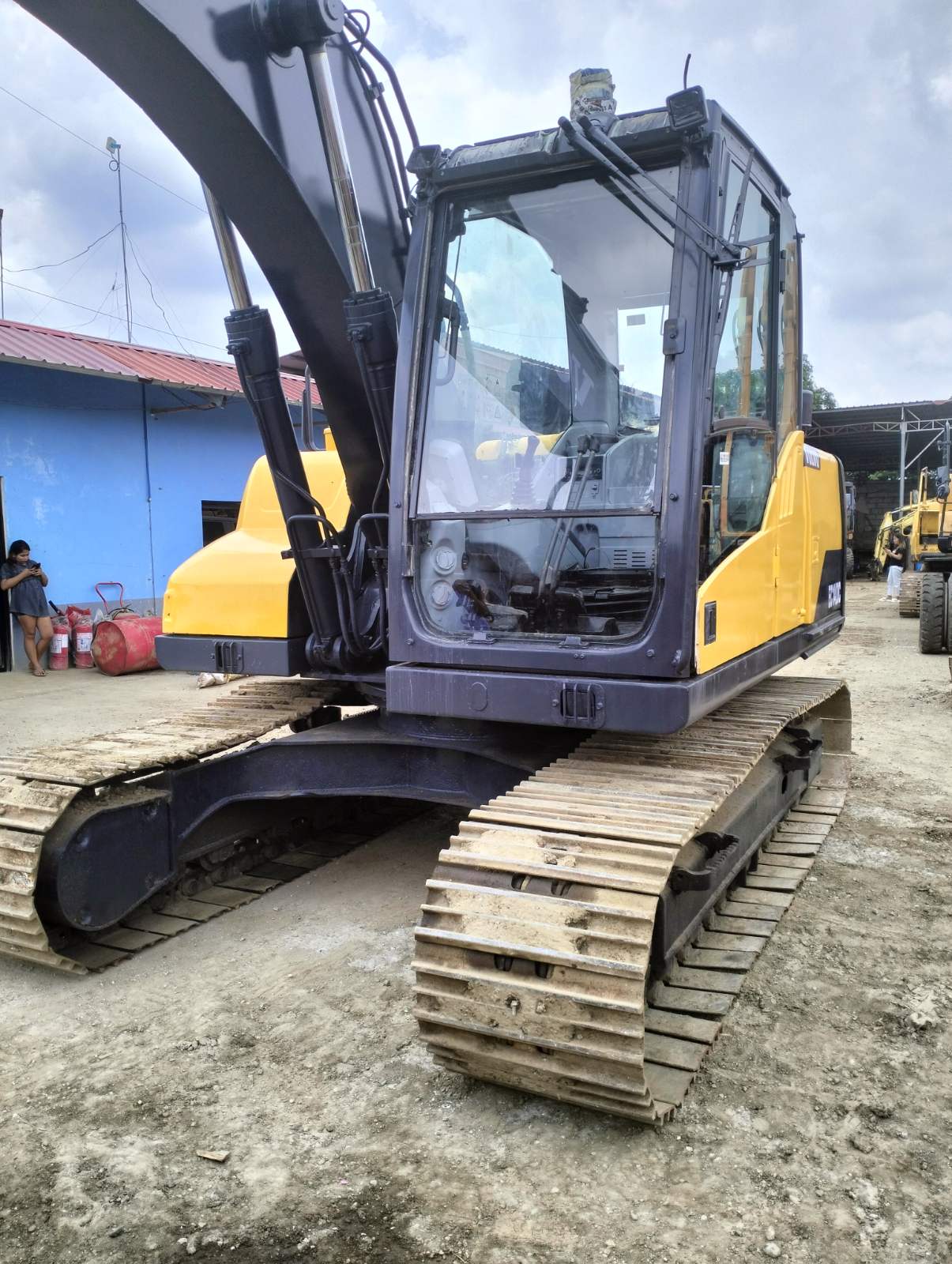 2016 Volvo Excavator TEX0723-0050-6