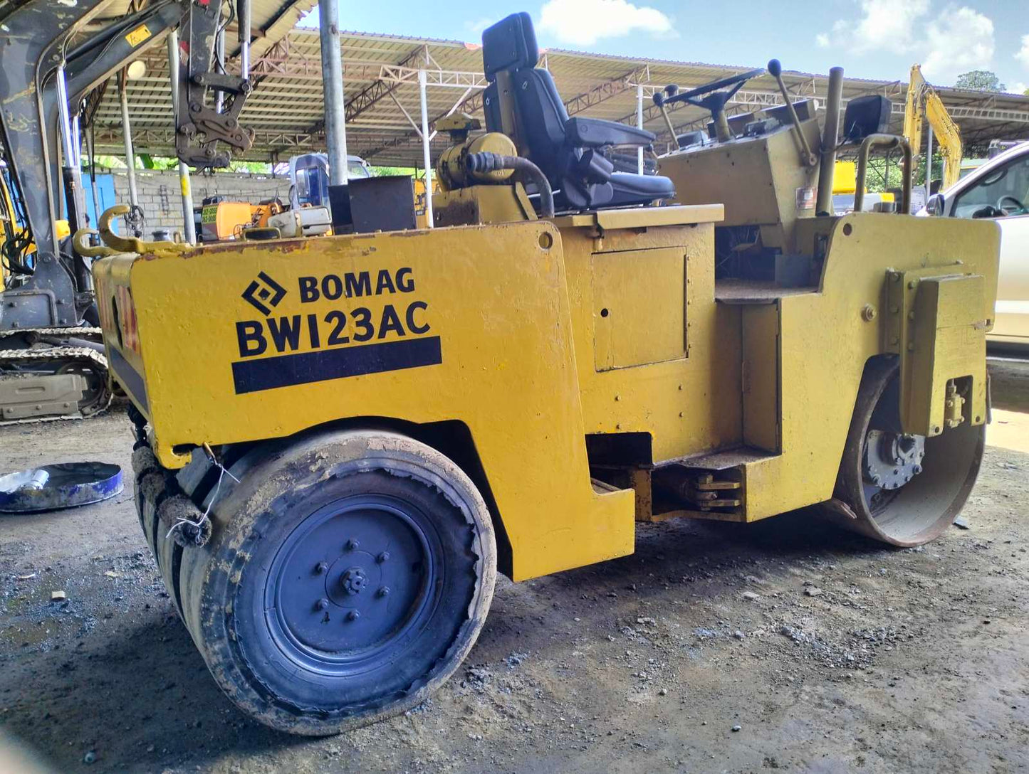 2003 Bomag Soil Compactor SC0723-0005-6