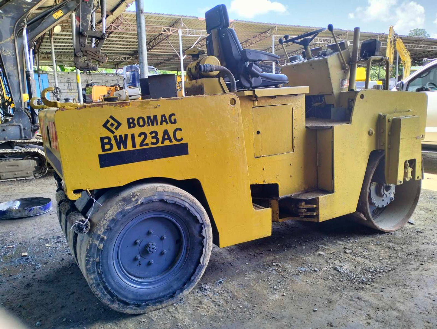 2003 Bomag Soil Compactor SC0723-0005-6