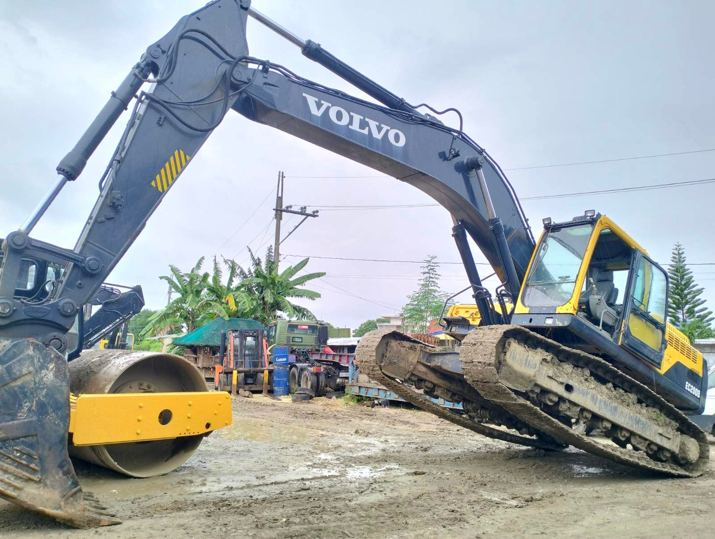 2015 Volvo Excavator TEX0723-0052-6 (1 cbm)