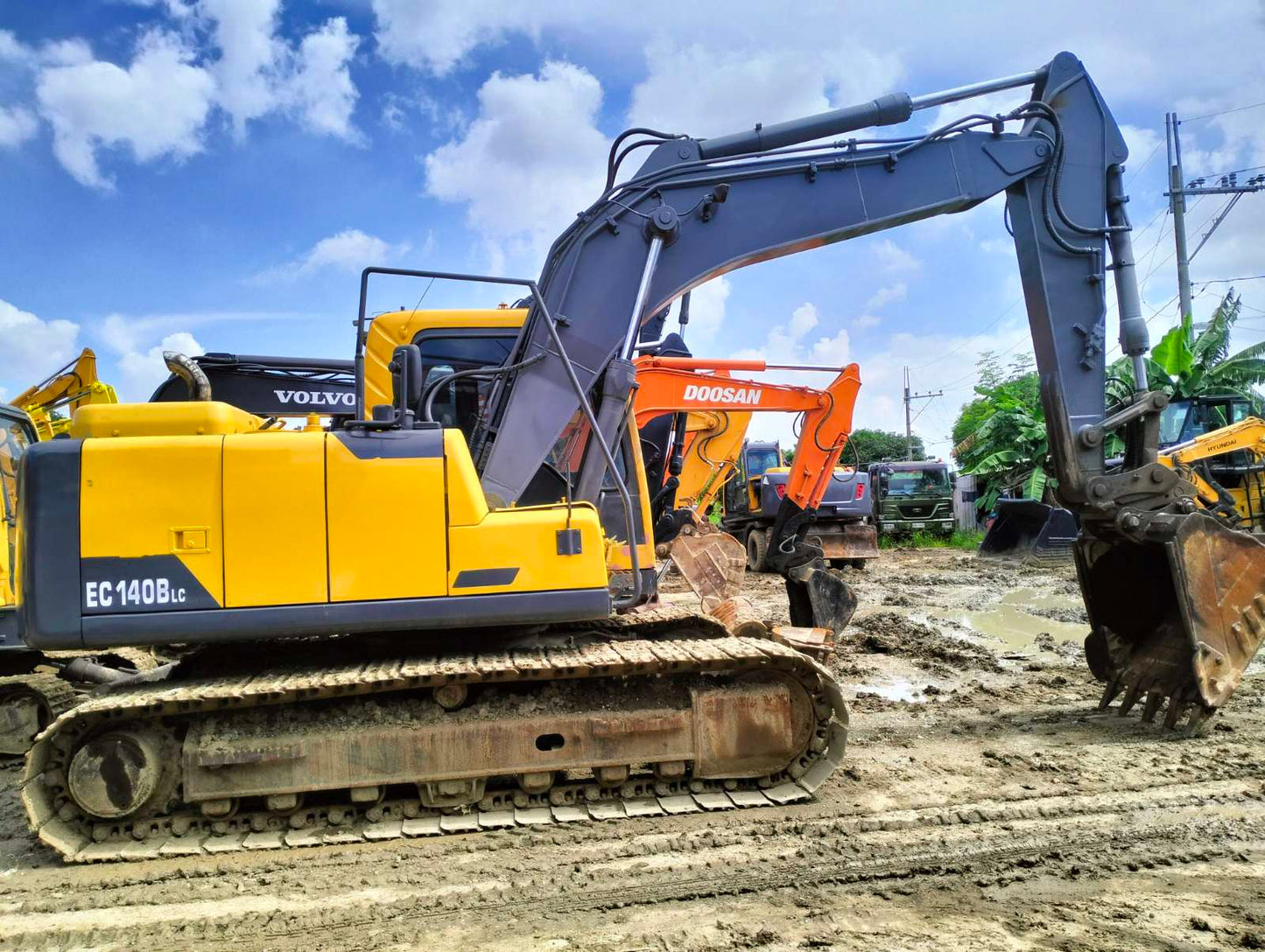 2014 Volvo Excavator TEX0723-0048-6