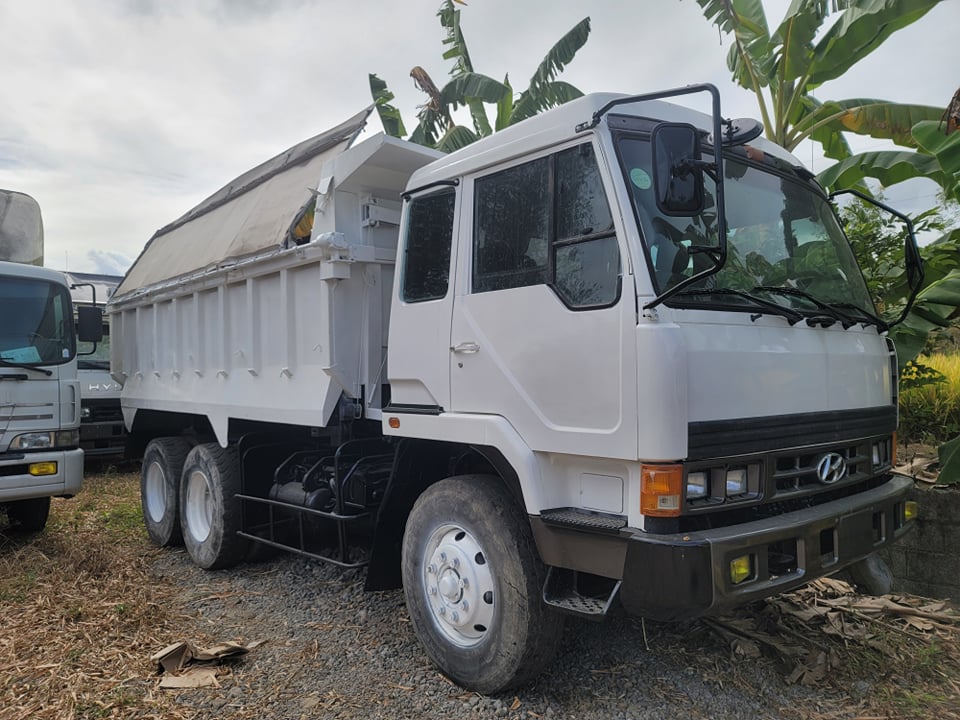 Hyundai Dump Truck DT00723-0027-6