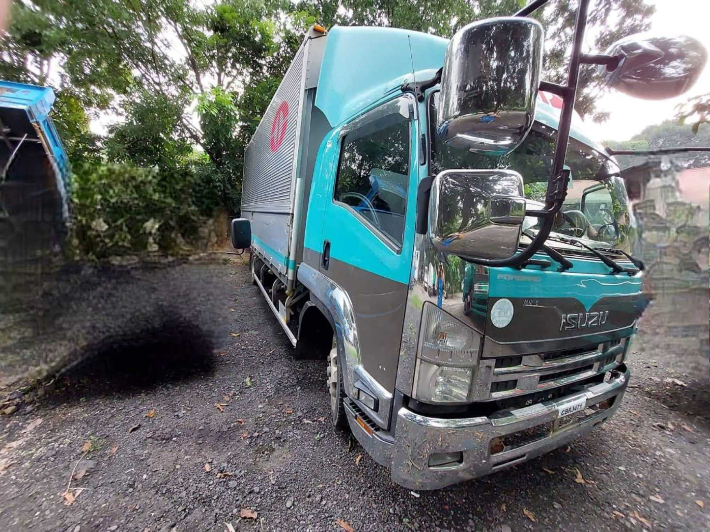 Isuzu Forward Wing Van 20 ft. CV0823-0018-13