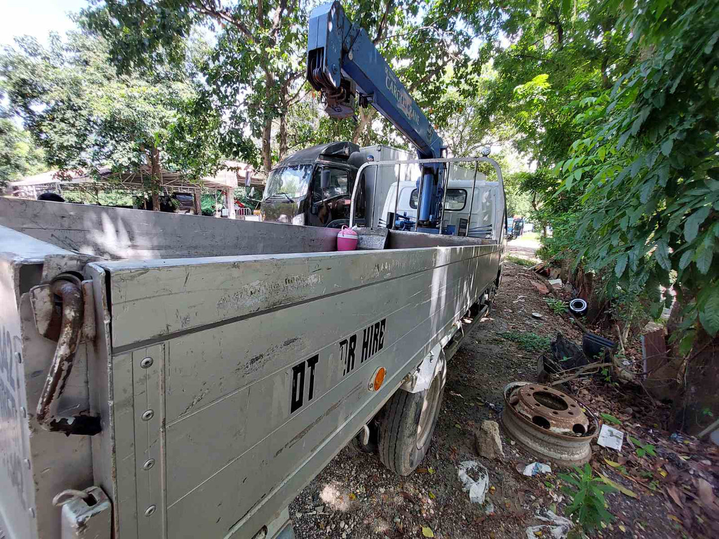 Isuzu Elf with Boom 12 ft. ST0823-0029-13