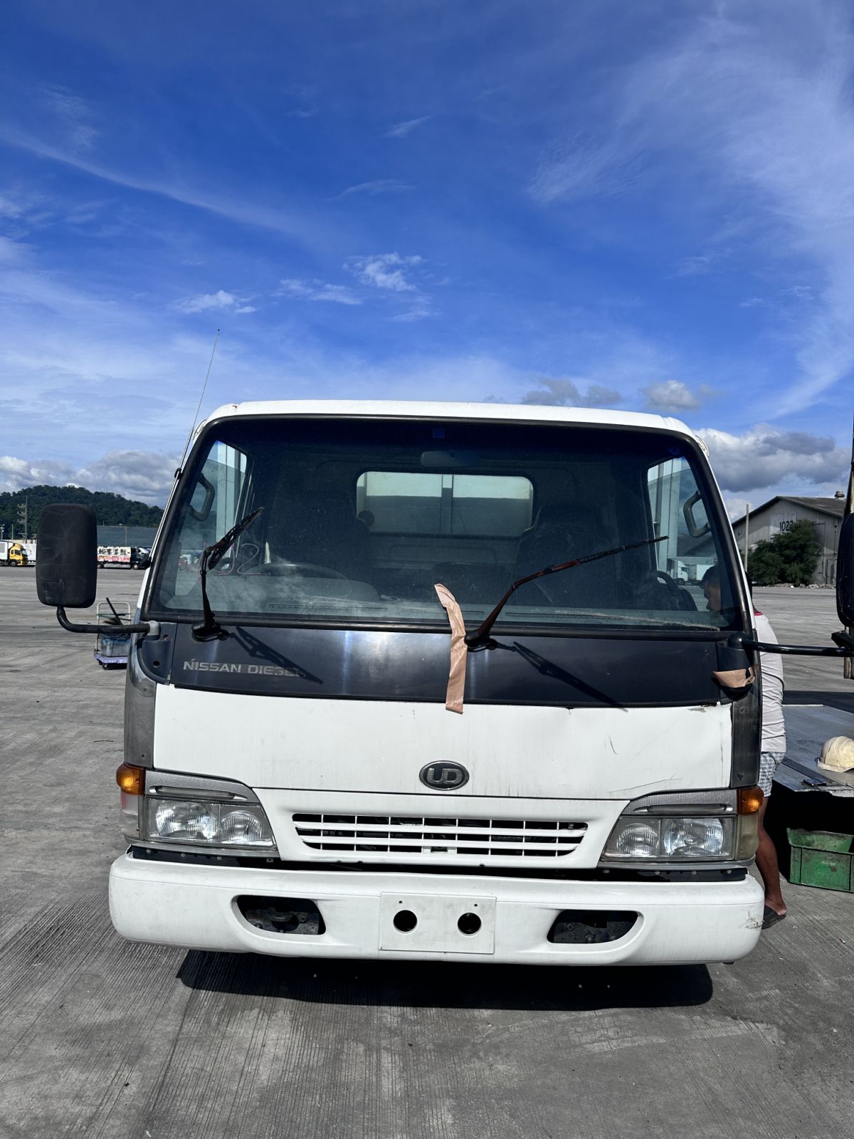 Isuzu Elf 6W Drop Side 14 ft. CRT0823-0030-15