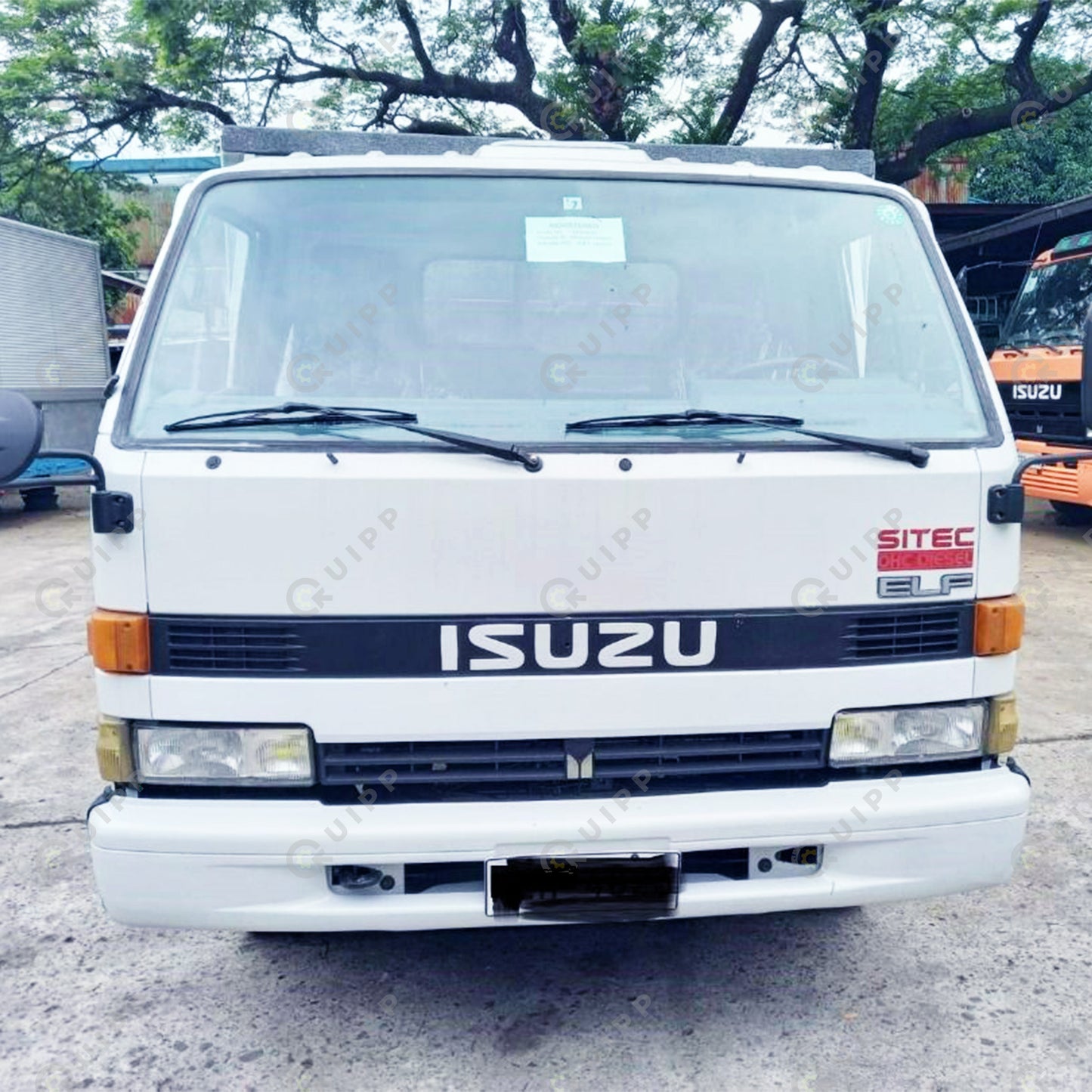 Isuzu Elf Cargo Truck CRT0423-0008-3