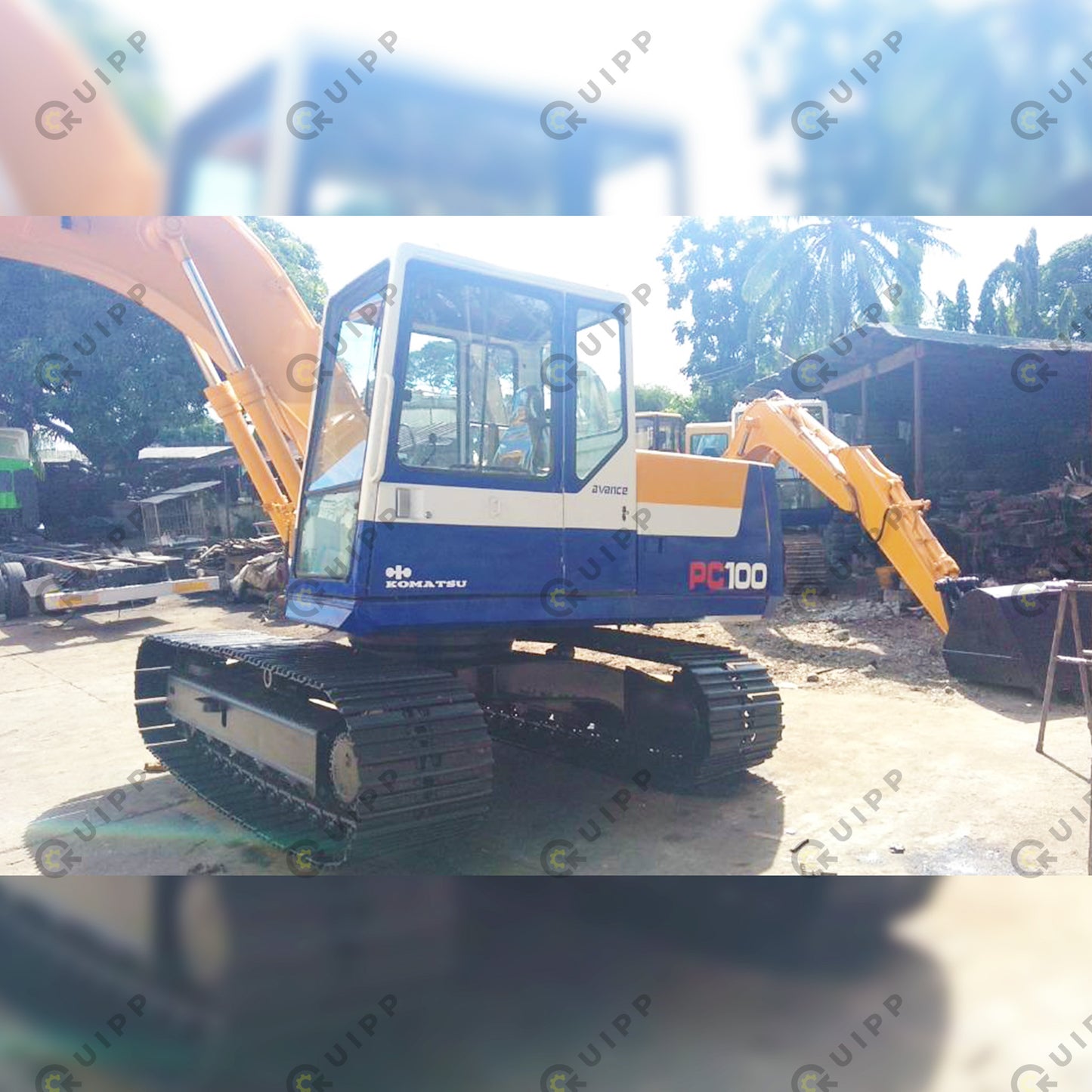 Komatsu PC100-5 Backhoe