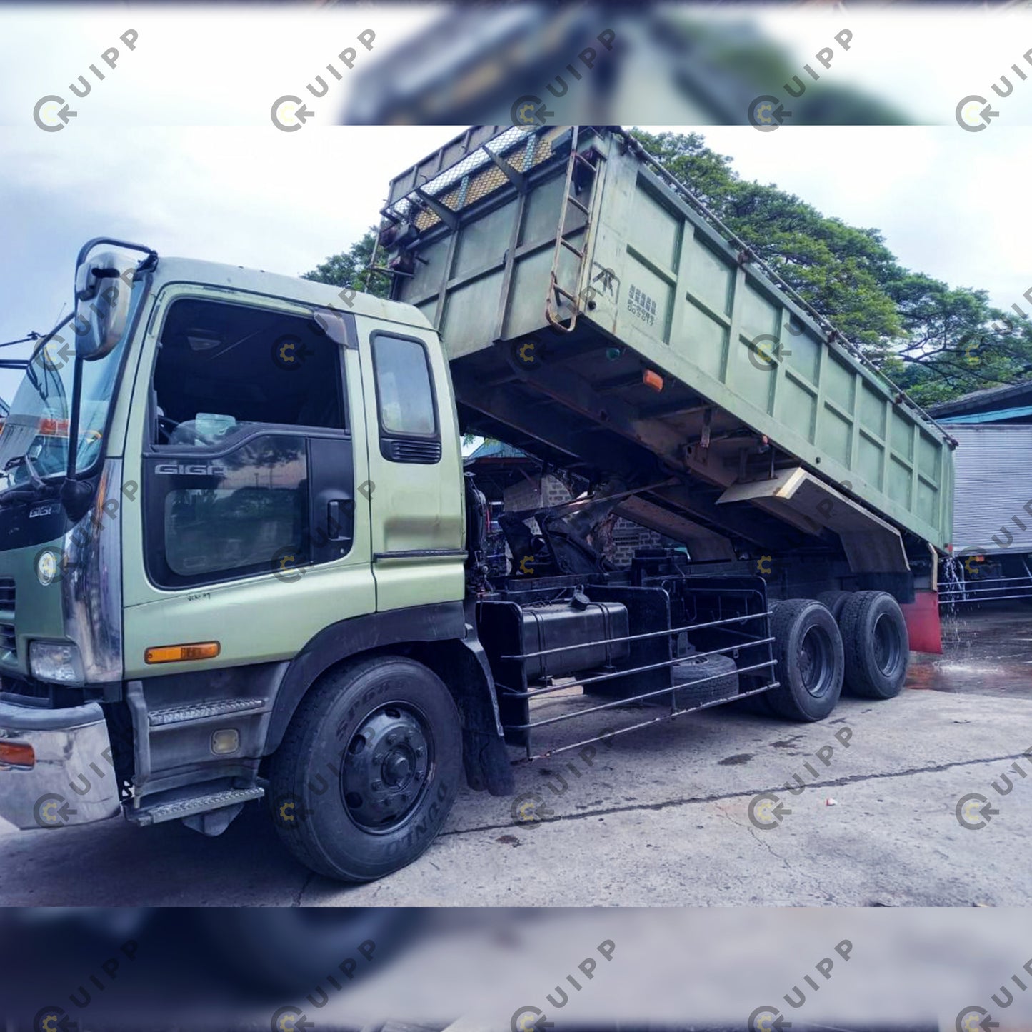 Isuzu Dump Truck DT0423-0005-3