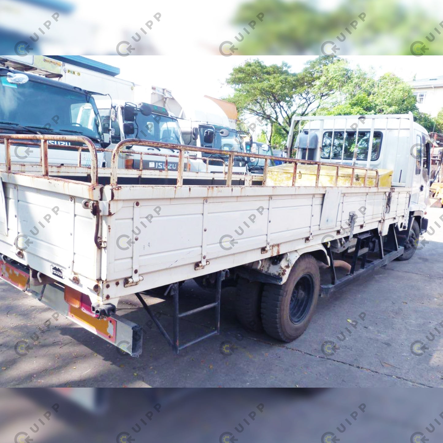 Isuzu Forward Cargo Truck CRT0423-0006-3