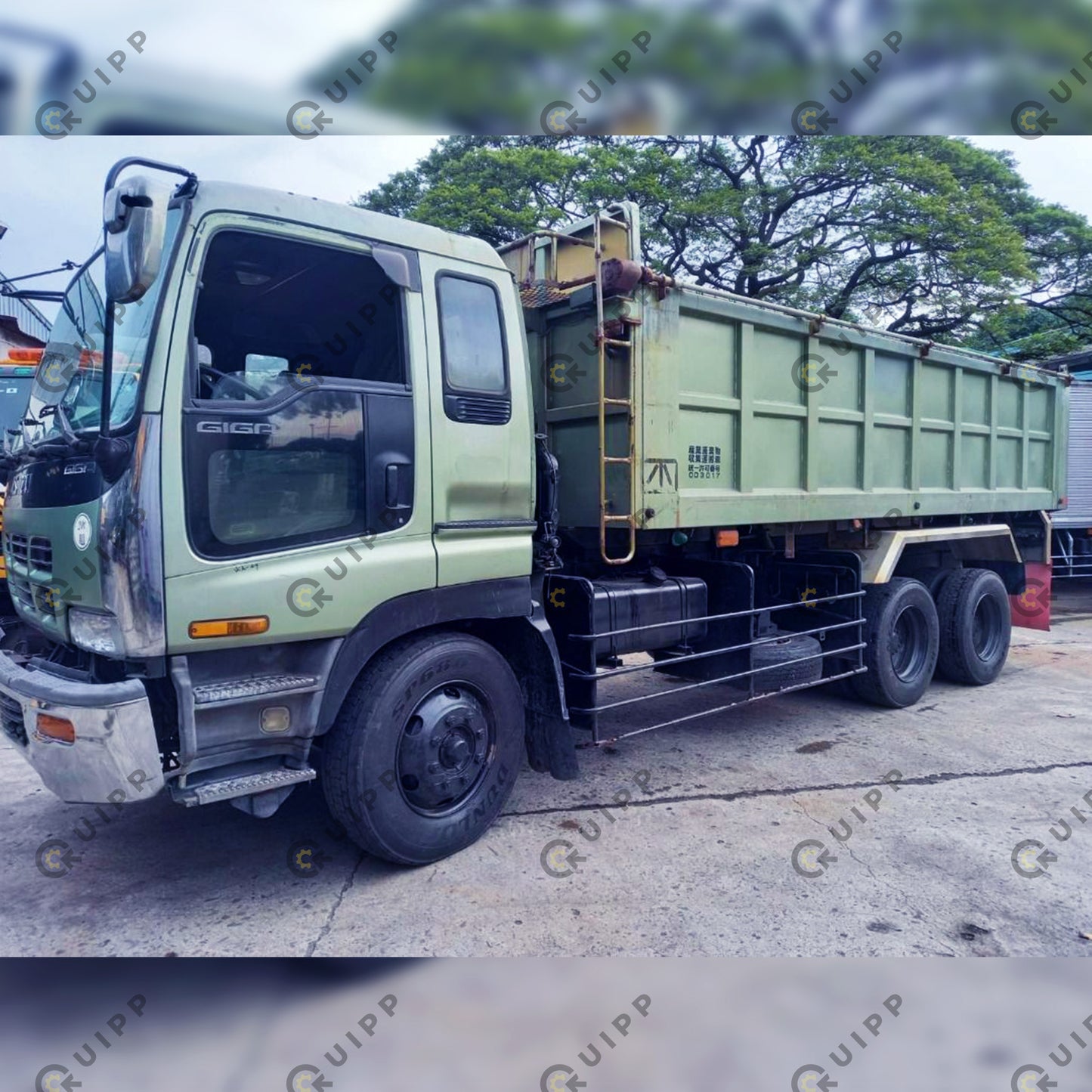 Isuzu Dump Truck DT0423-0005-3