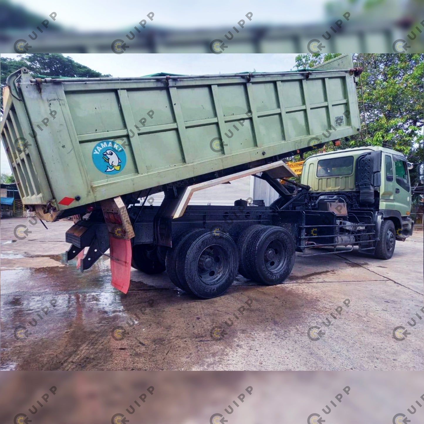 Isuzu Dump Truck DT0423-0005-3