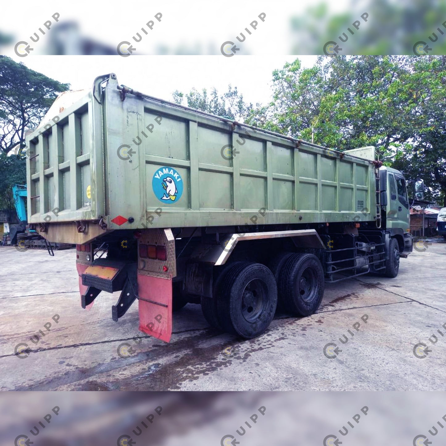 Isuzu Dump Truck DT0423-0005-3