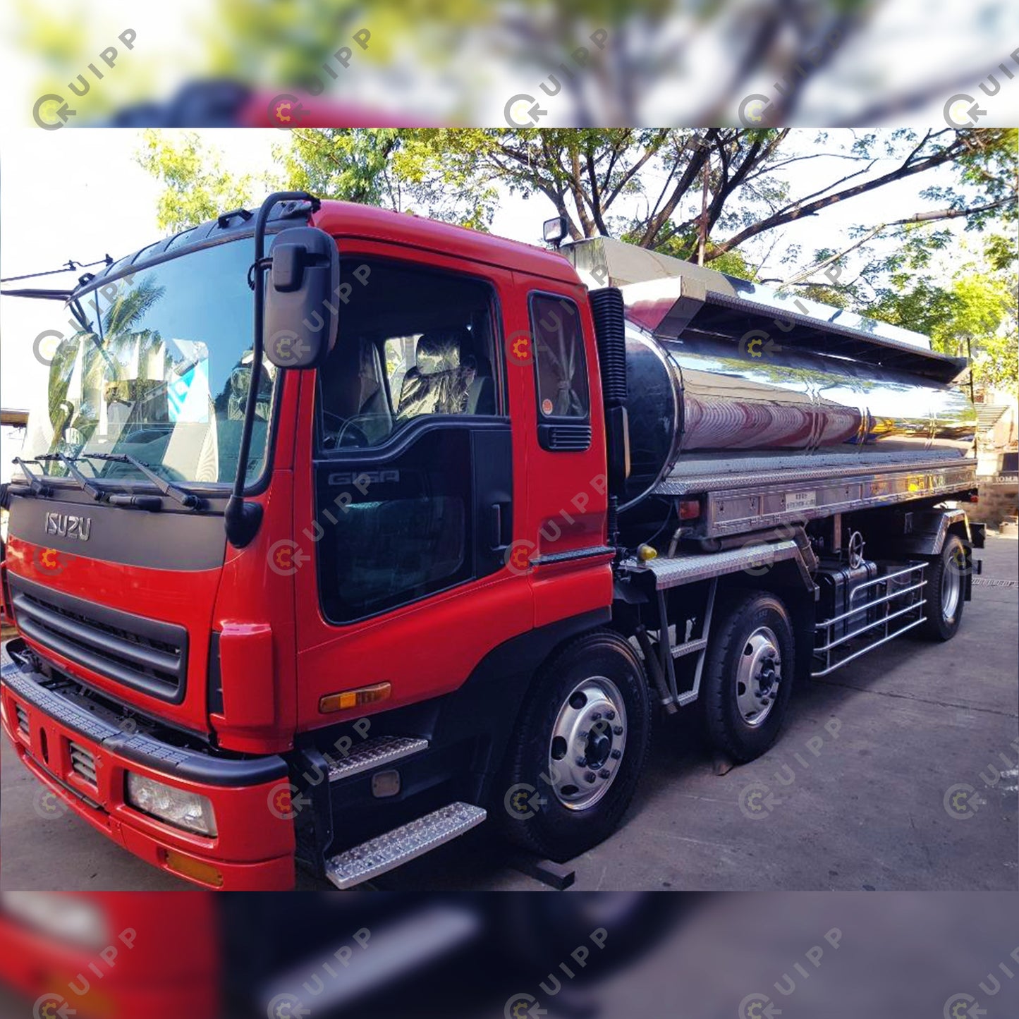 Isuzu Giga Tanker TNK0423-0002-3