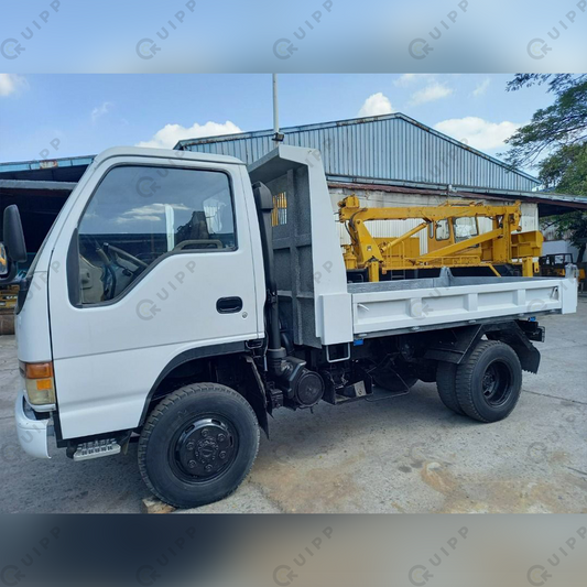 Isuzu Dump Truck DT0423-0016-3