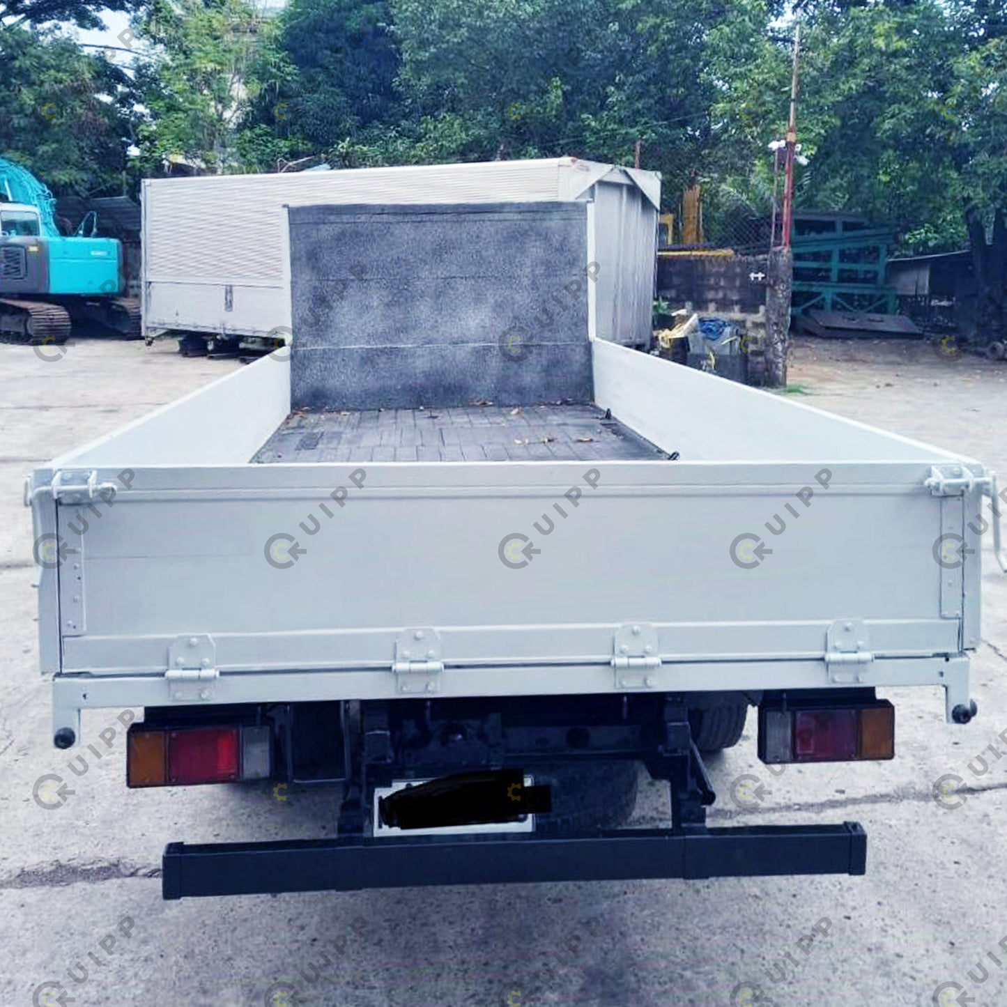 Isuzu Elf Cargo Truck CRT0423-0008-3