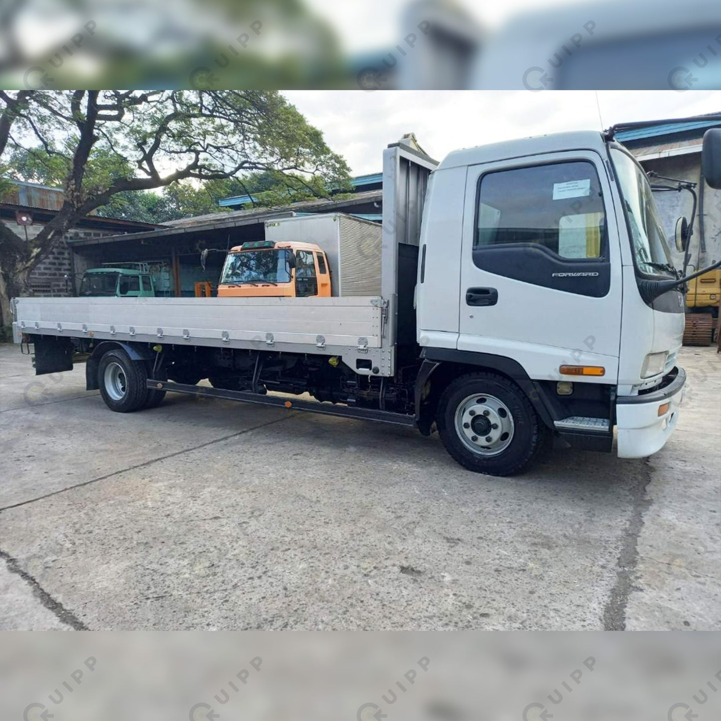 Isuzu Forward Cargo Truck CRT0423-0004-3