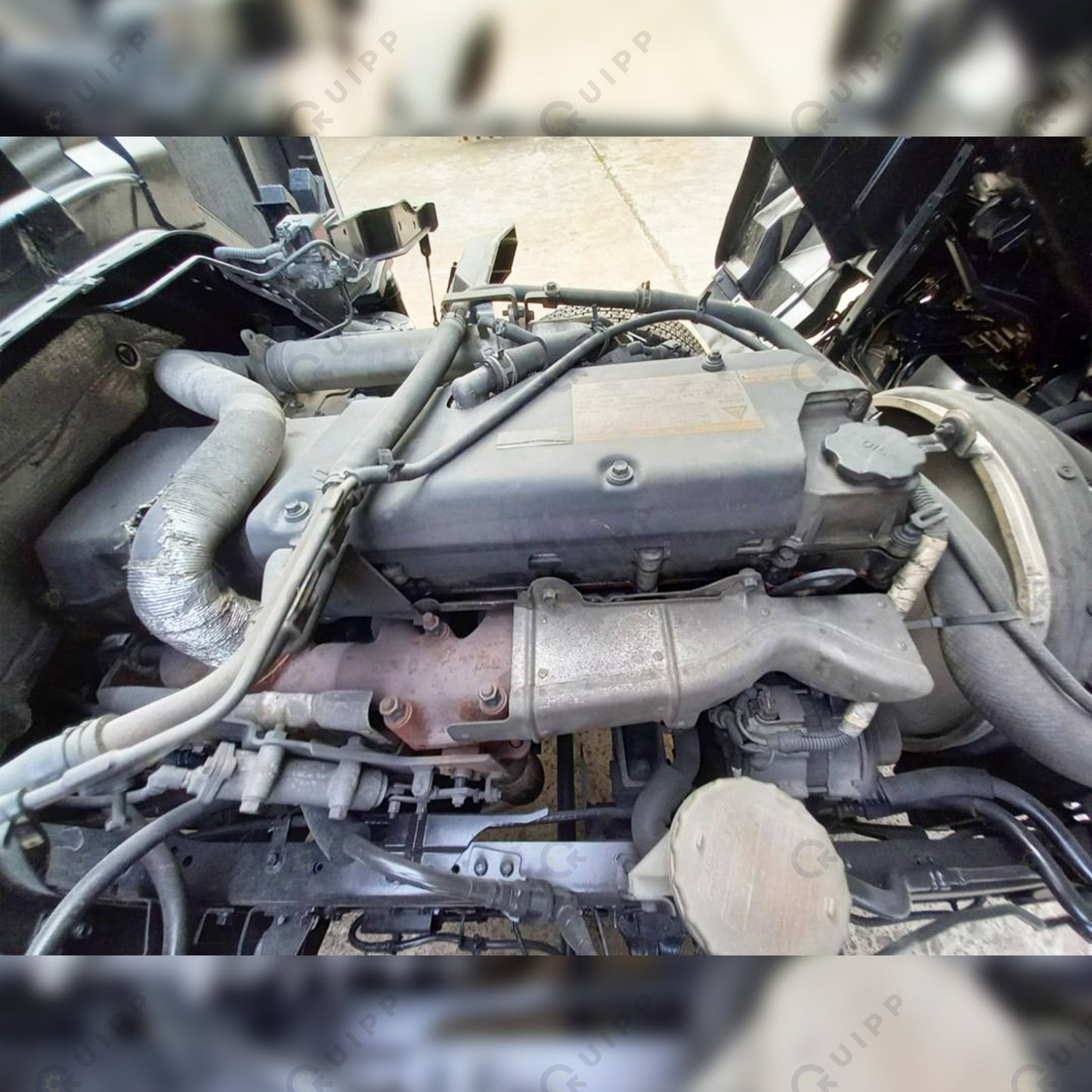 Isuzu Forward Cargo Truck CRT0423-0004-3
