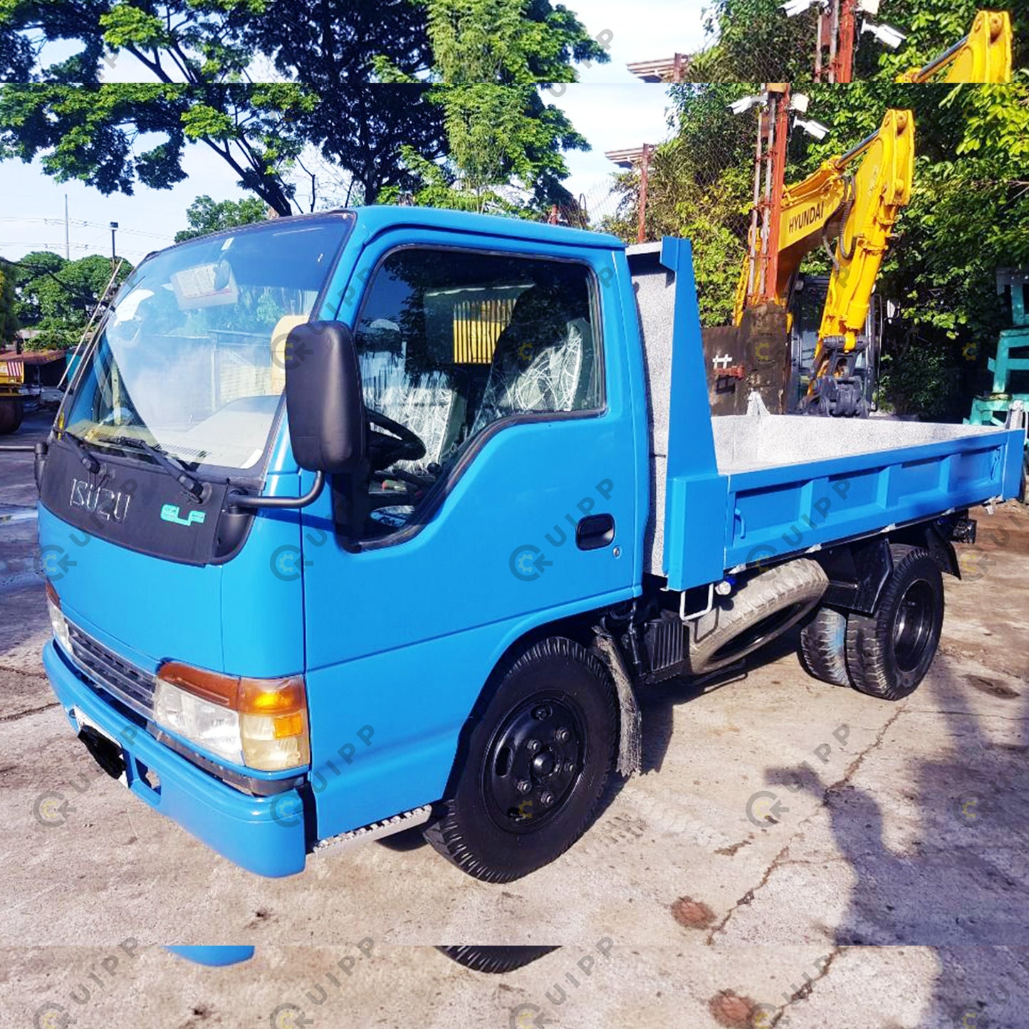 Isuzu Dump Truck DT0423-0021-3