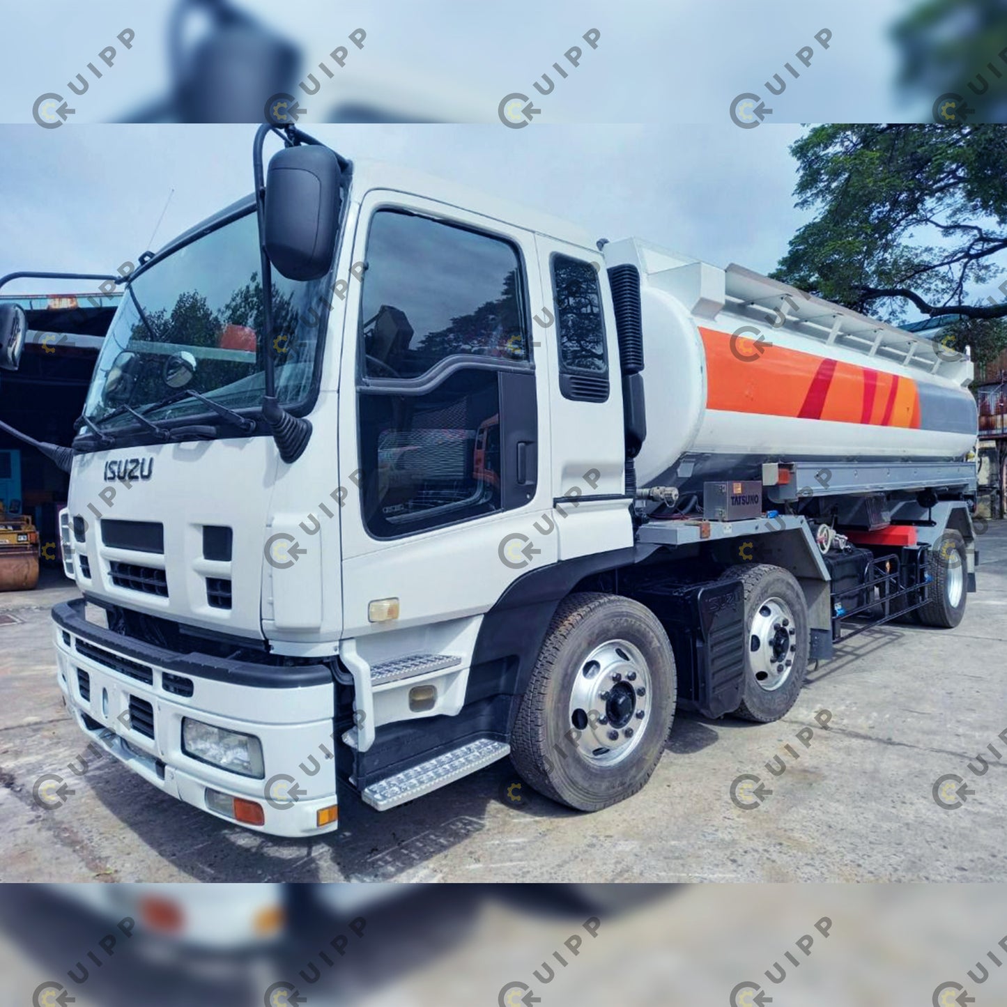 Isuzu Tanker TNK0423-0001-3