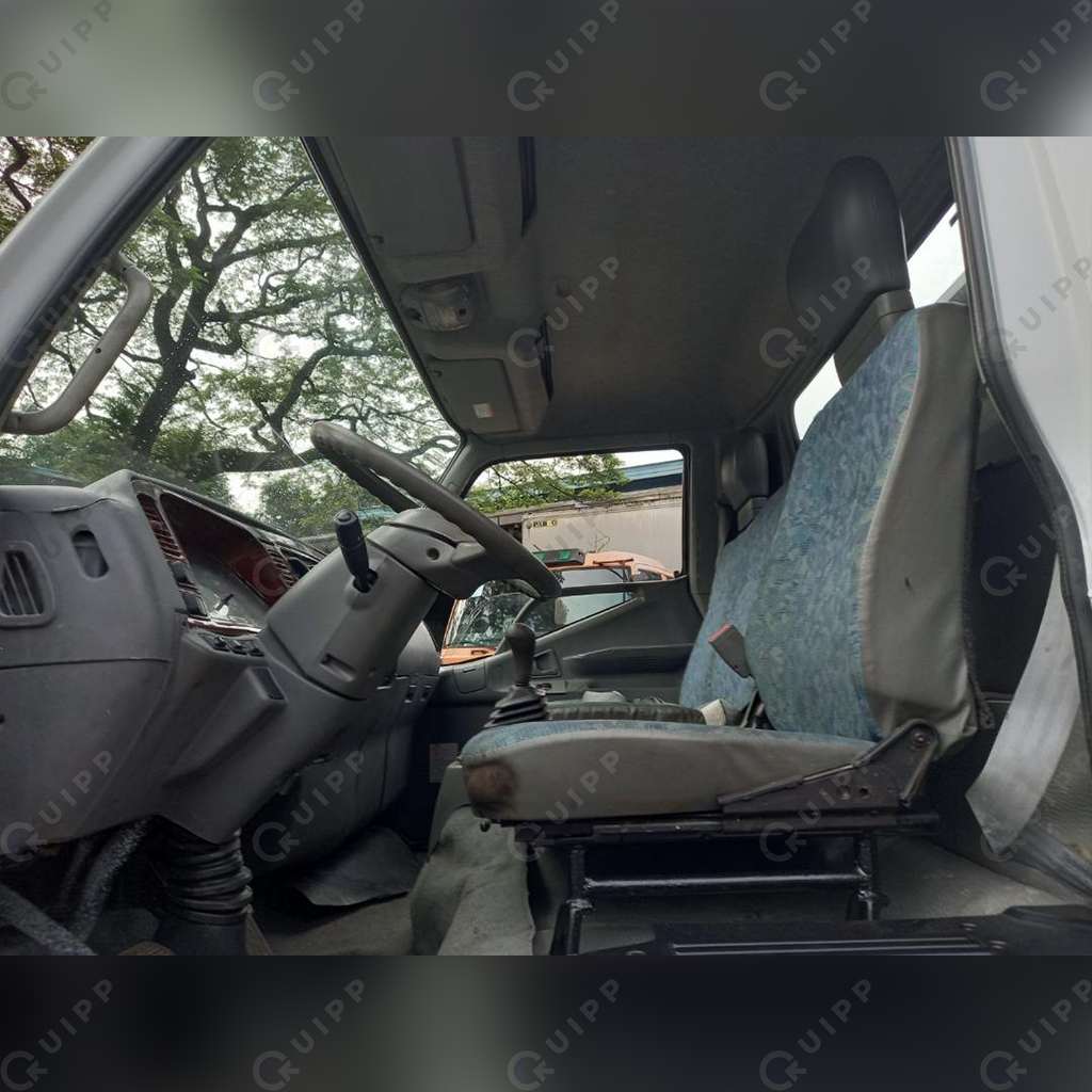 Mitsubishi Fuso Cargo Truck CRT0423-0003-3
