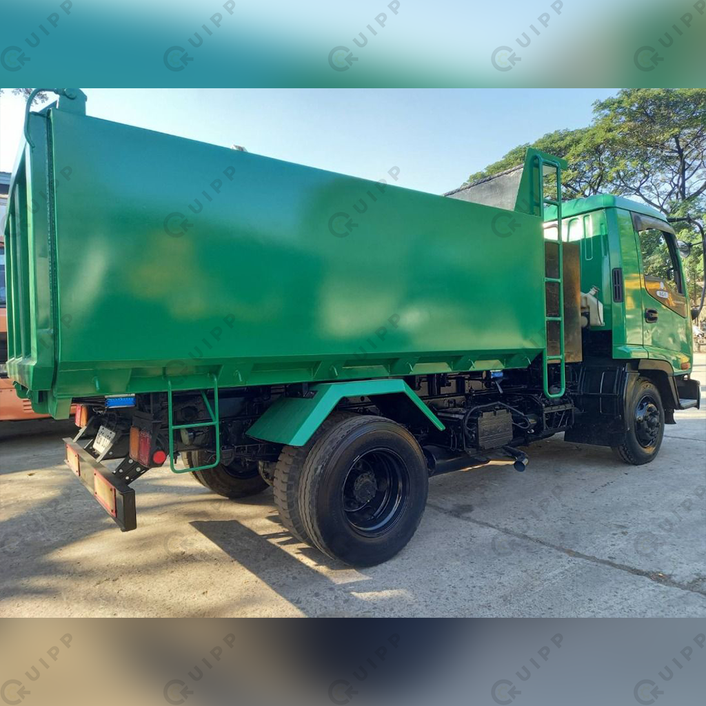 Isuzu Dump Truck DT0423-0015-3
