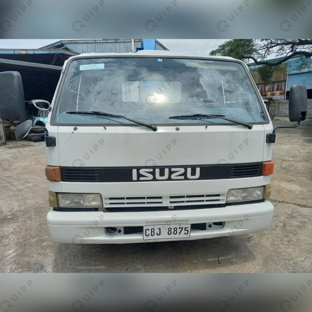 2006 Isuzu Cargo Truck