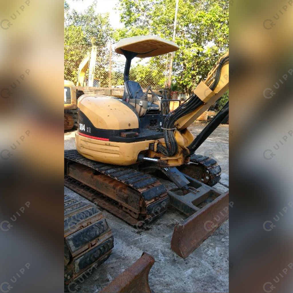 Caterpillar 304CR Backhoe (0.06 cubic meter)