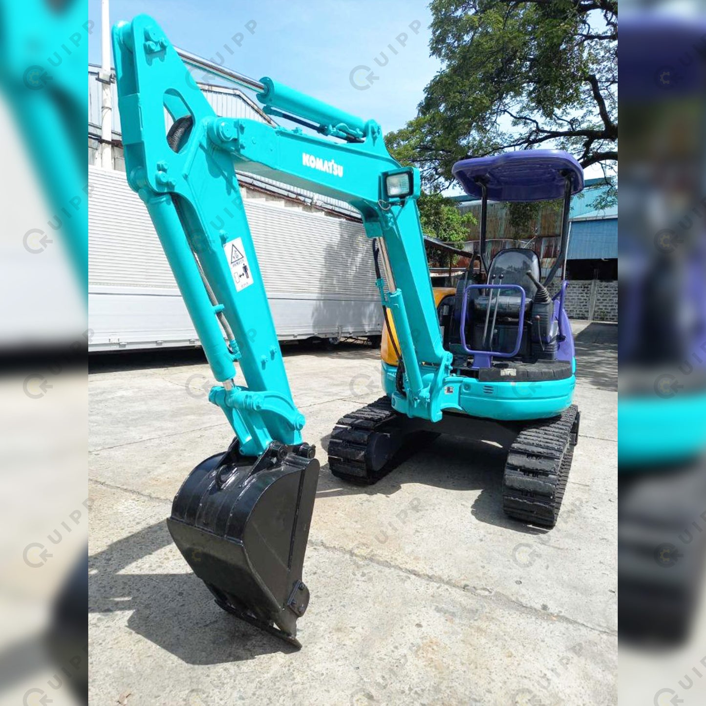 Komatsu PC30MRX-1 Backhoe