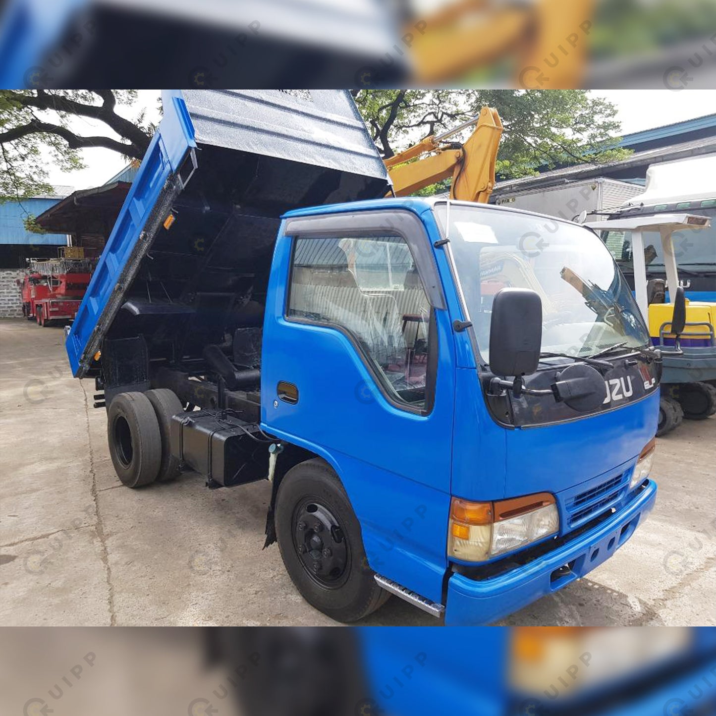 Isuzu Dump Truck DT0423-0020-3
