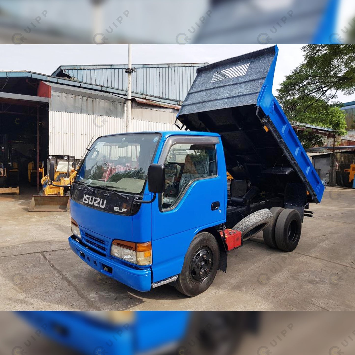 Isuzu Dump Truck DT0423-0020-3