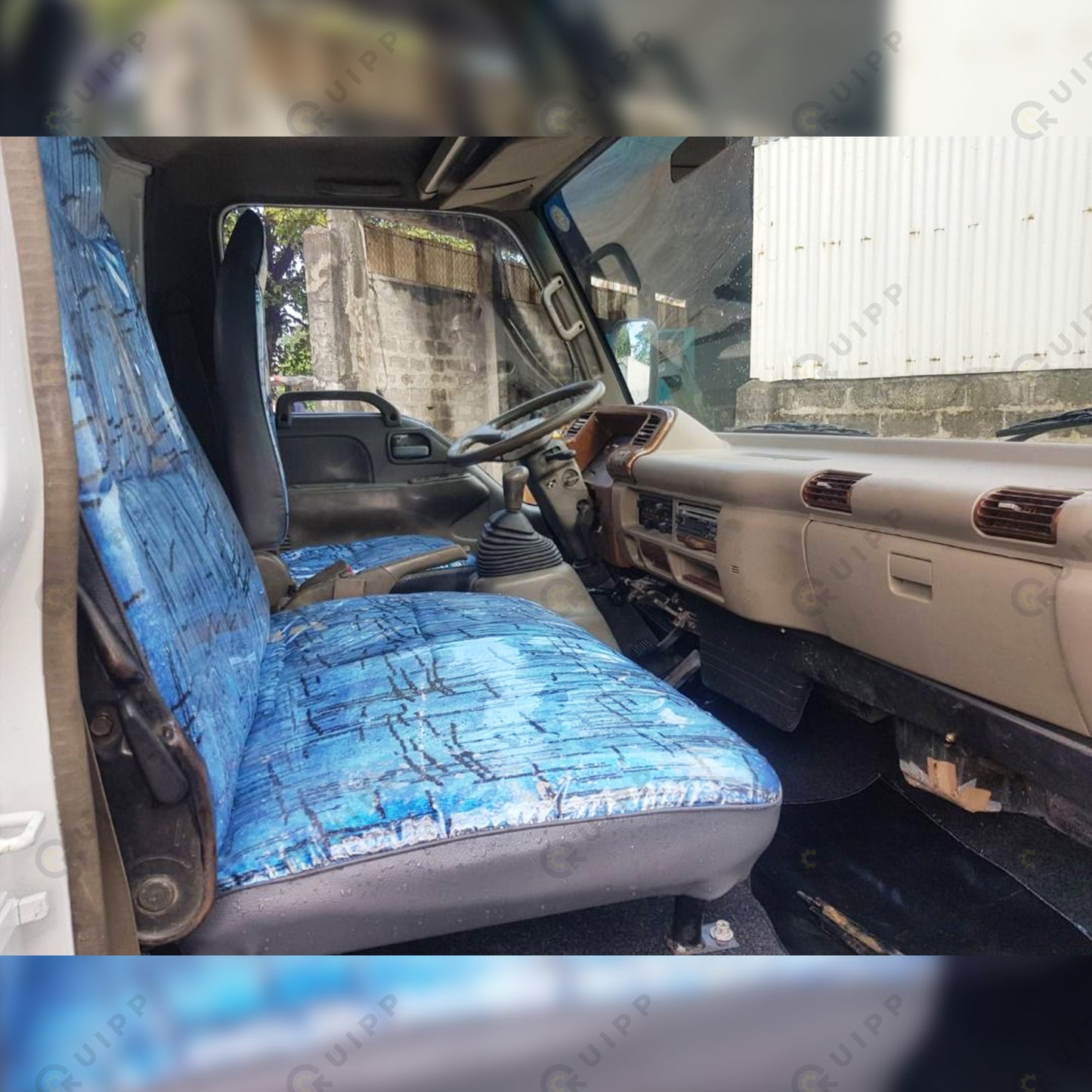 Isuzu Dump Truck DT0423-0018-3